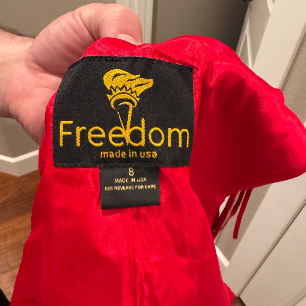 Freedom Red Fringe Vest - Picture 3 of 5